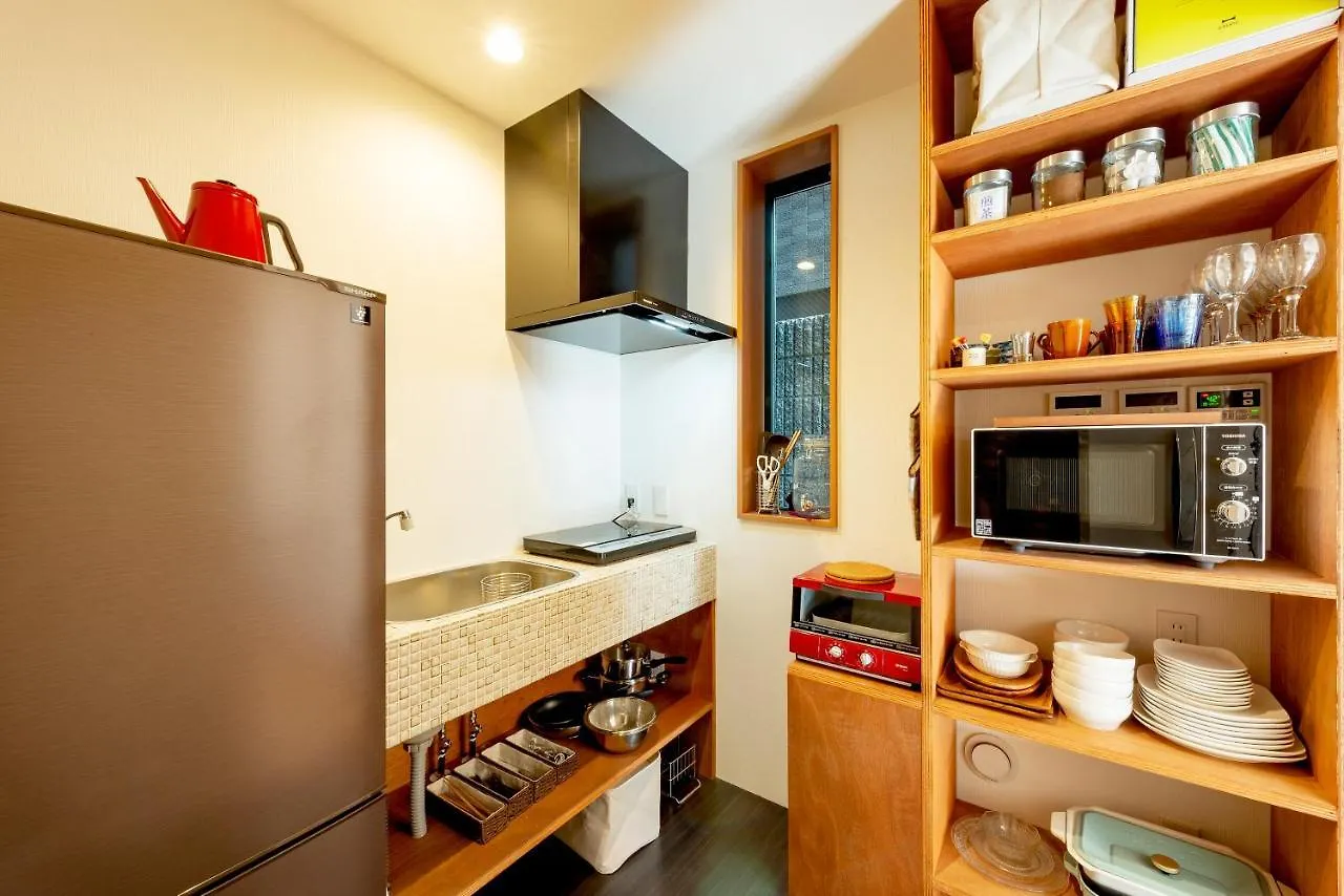 Plat Hostel Keikyu Asakusa Karin Tokio 2*,  Japón